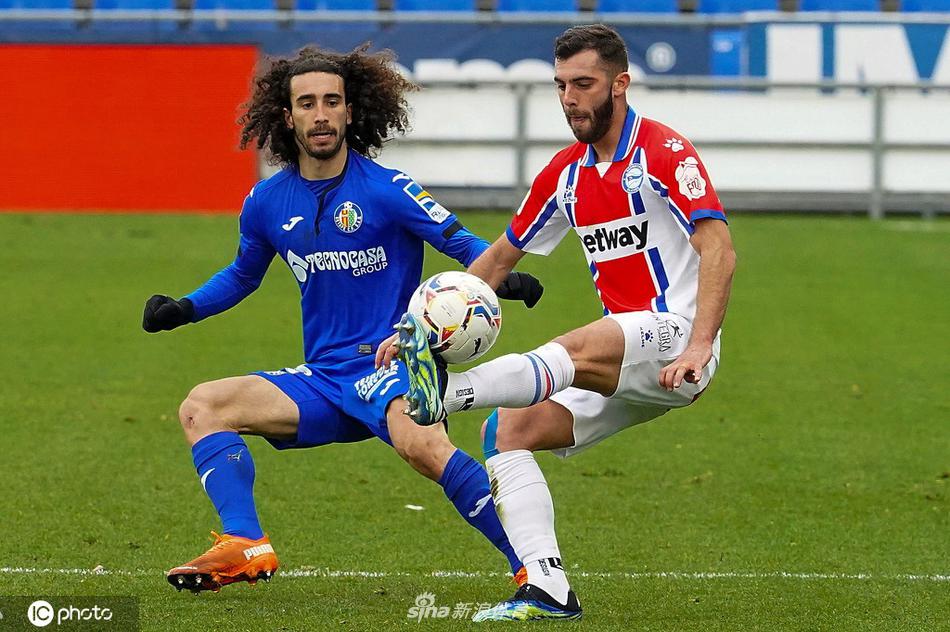 توتنهام يتفوق على أياكس 3-2 في مباراة مثيرة