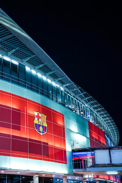 متى قرعة دور ربع النهائي دوري أبطال أوروبا 2024؟